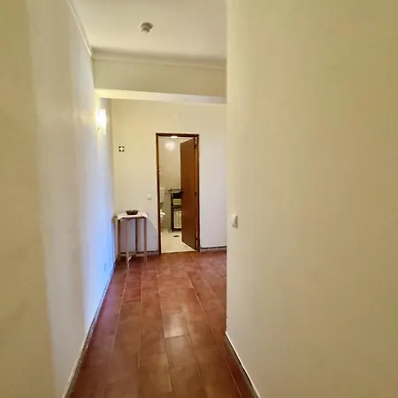 2 By Homing Apartment *